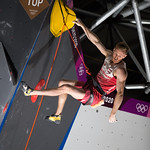 Picture of Jakob Schubert at the top of the men's lead climbing route
